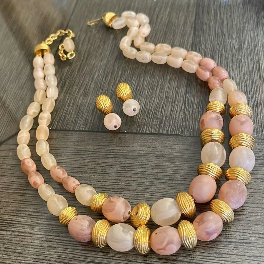 Vintage Marbled Pastel Glass Beaded Double Strand Necklace with Earrings